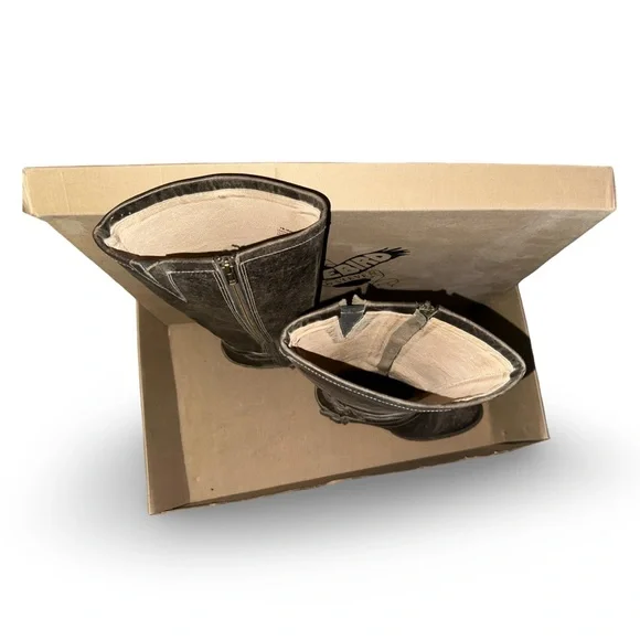 Freebird By Steven Irish Leather Buckle Strap Tall Boots in Stone Womens Sz 7 - Picture 4 of 9